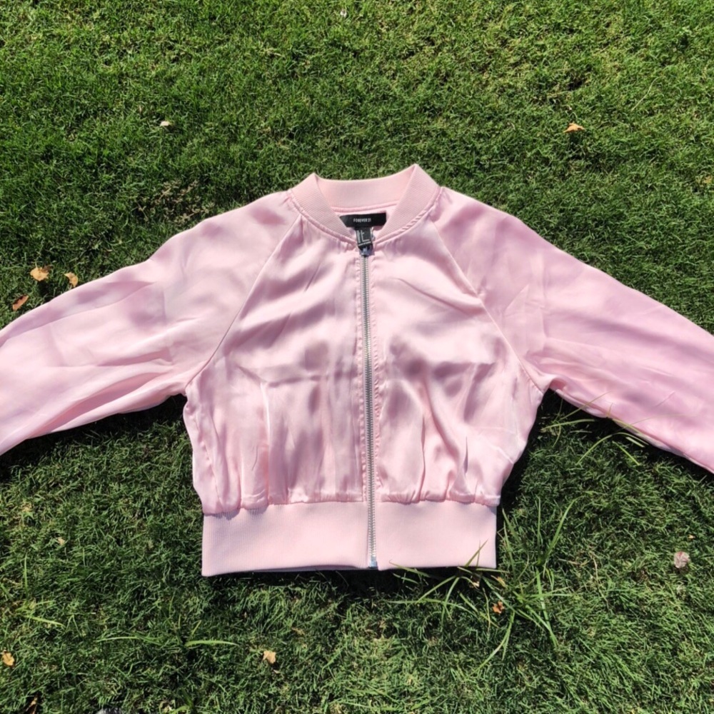satin pink barbie forever 21 jacket ! 🎀💕